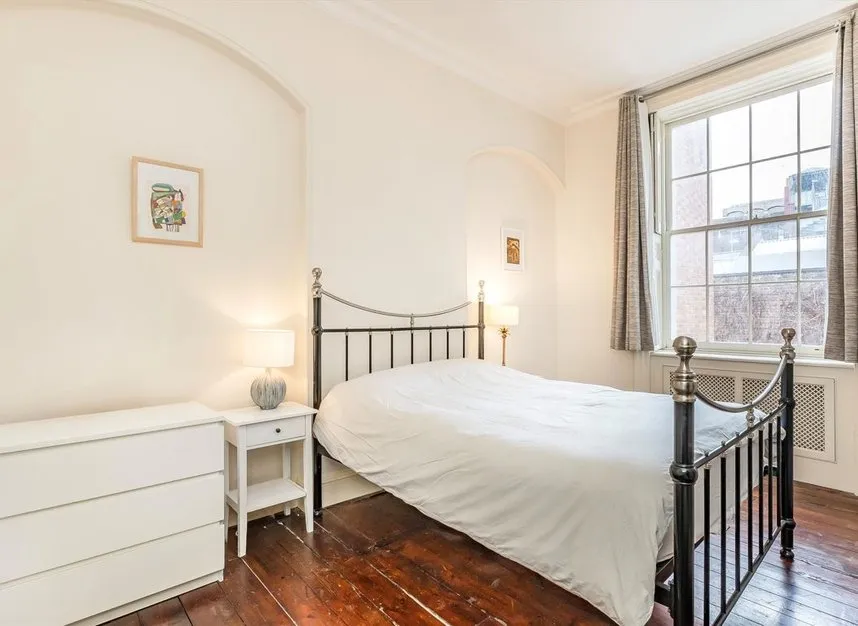 Doughty Street, Bloomsbury, WC1N, photo 7