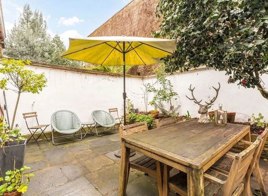 Doughty Street, Bloomsbury, WC1N, photo 12