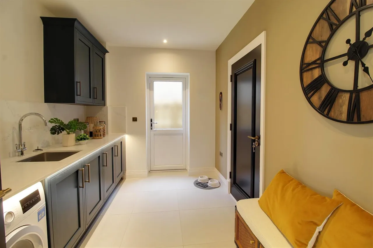 Bell Lane, Brookmans Park, AL9, photo 17