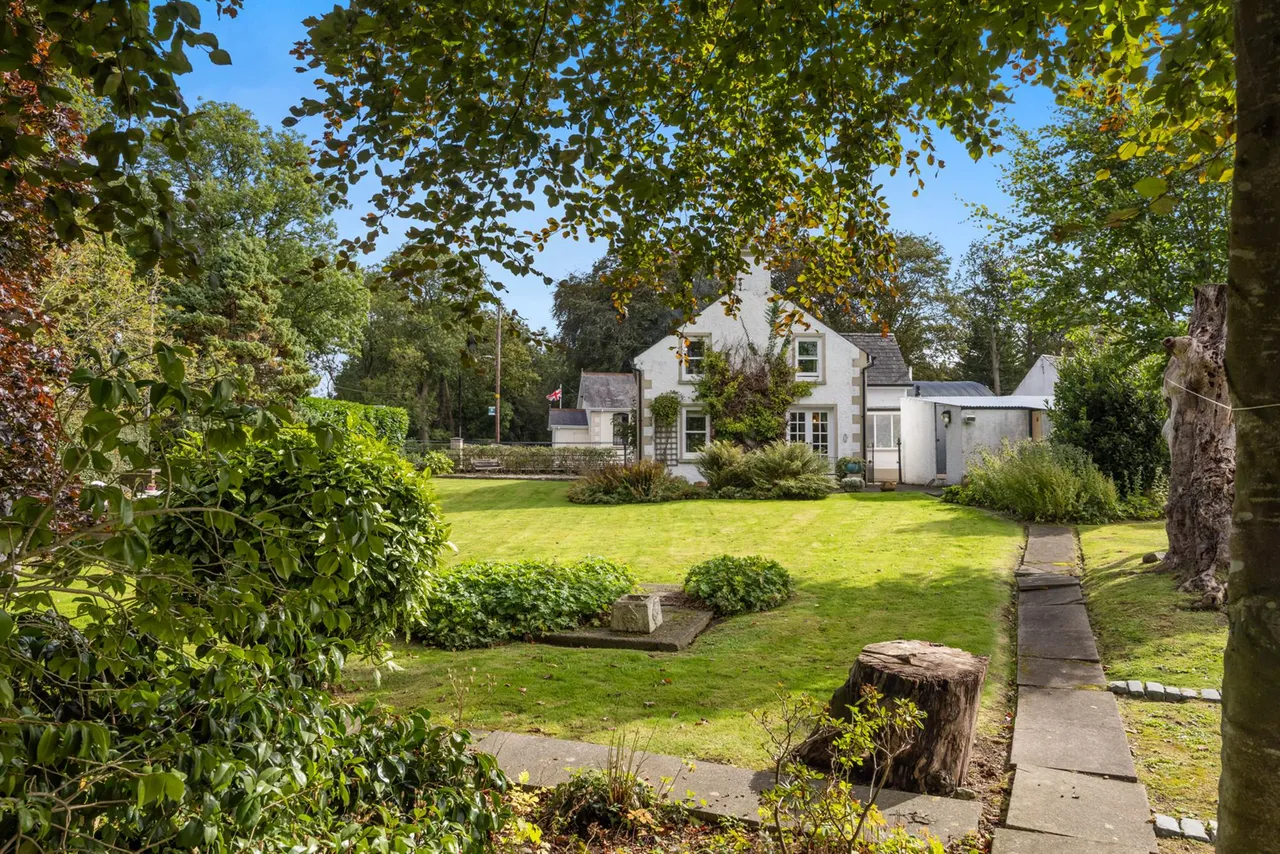 Ballinderry Road, Ballinderry Upper, BT28, photo 37