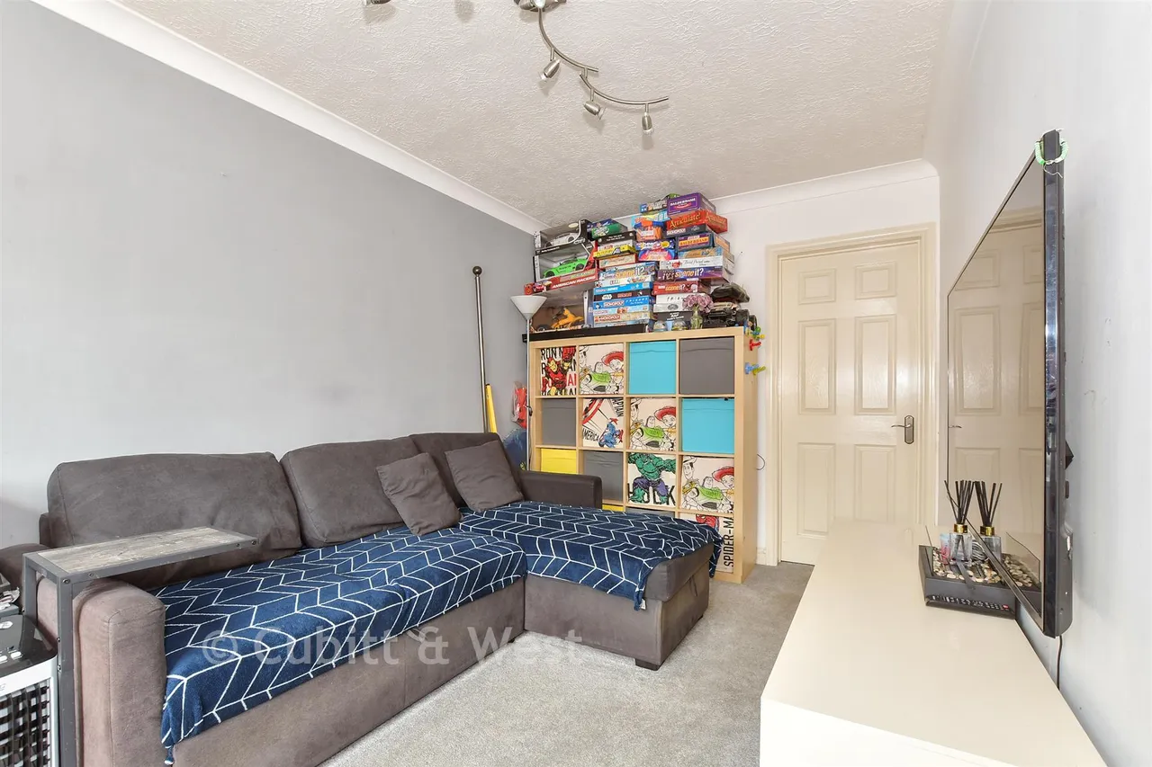 Turnpike Way, Ashington, RH20, photo 7