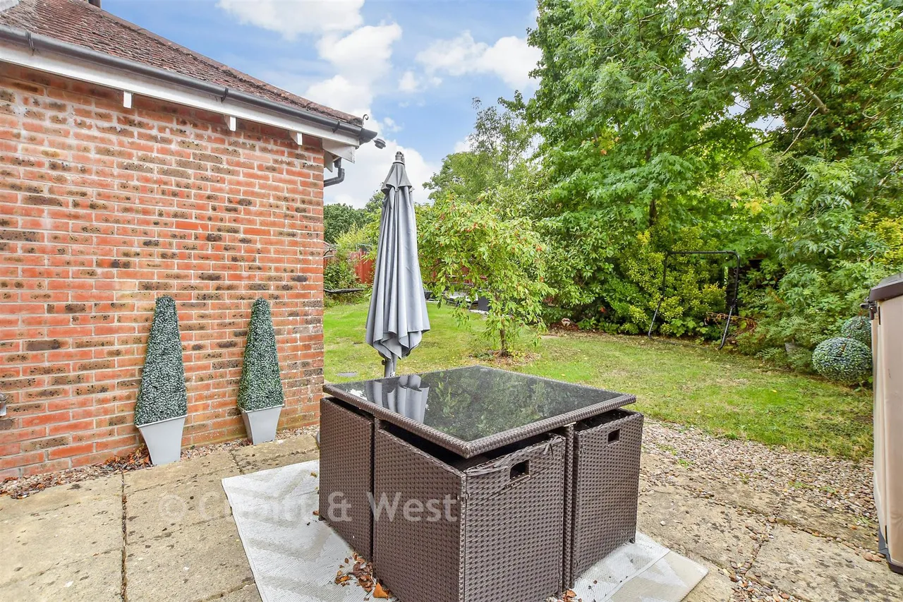 Turnpike Way, Ashington, RH20, photo 16