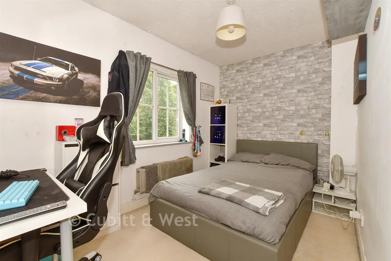 Turnpike Way, Ashington, RH20, photo 11