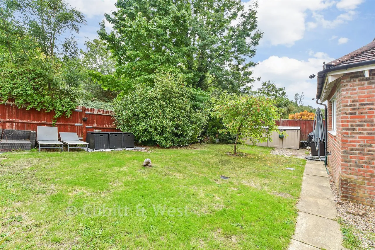 Turnpike Way, Ashington, RH20, photo 15