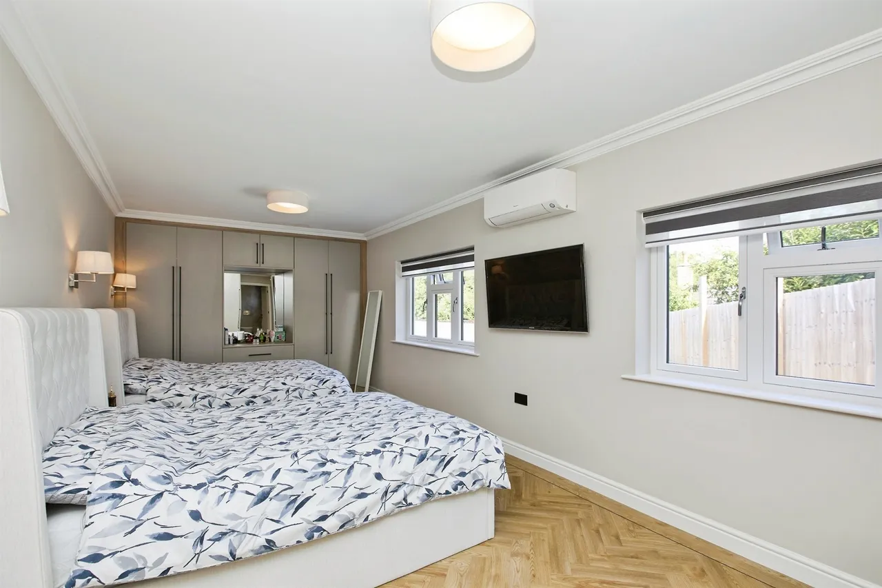 West Bank Avenue, Derby, DE22, photo 18