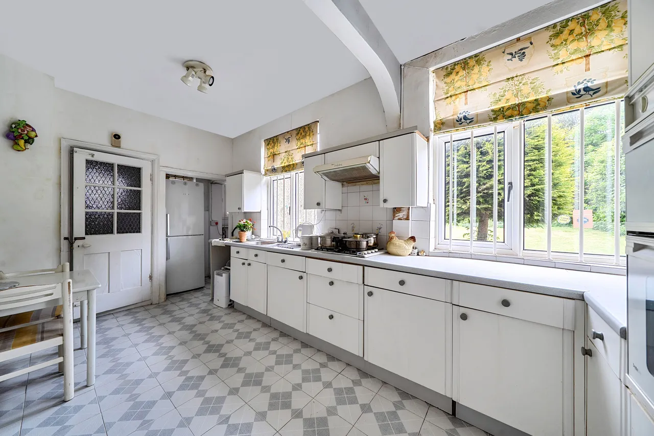68 Donnington Road, London, photo 10