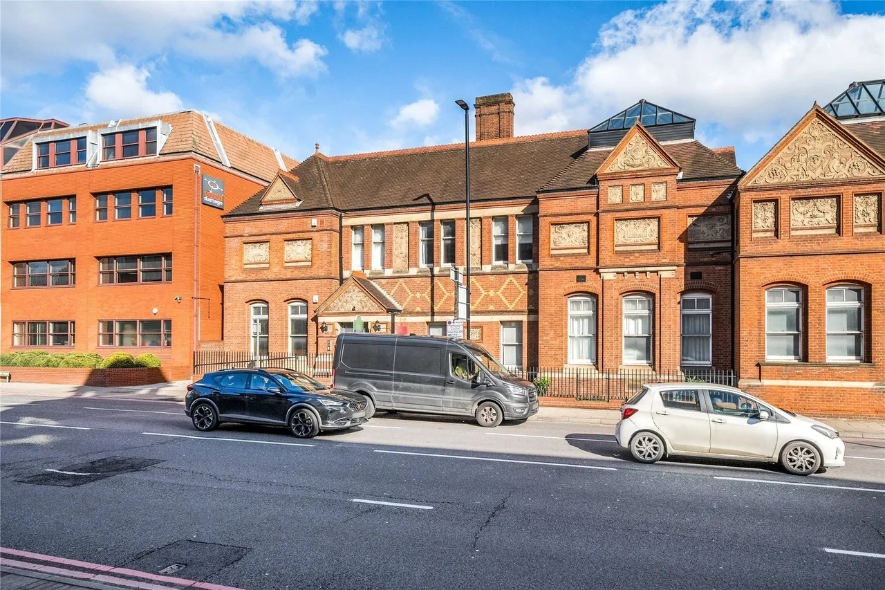 Tweedy Road, Bromley, BR1, photo 23