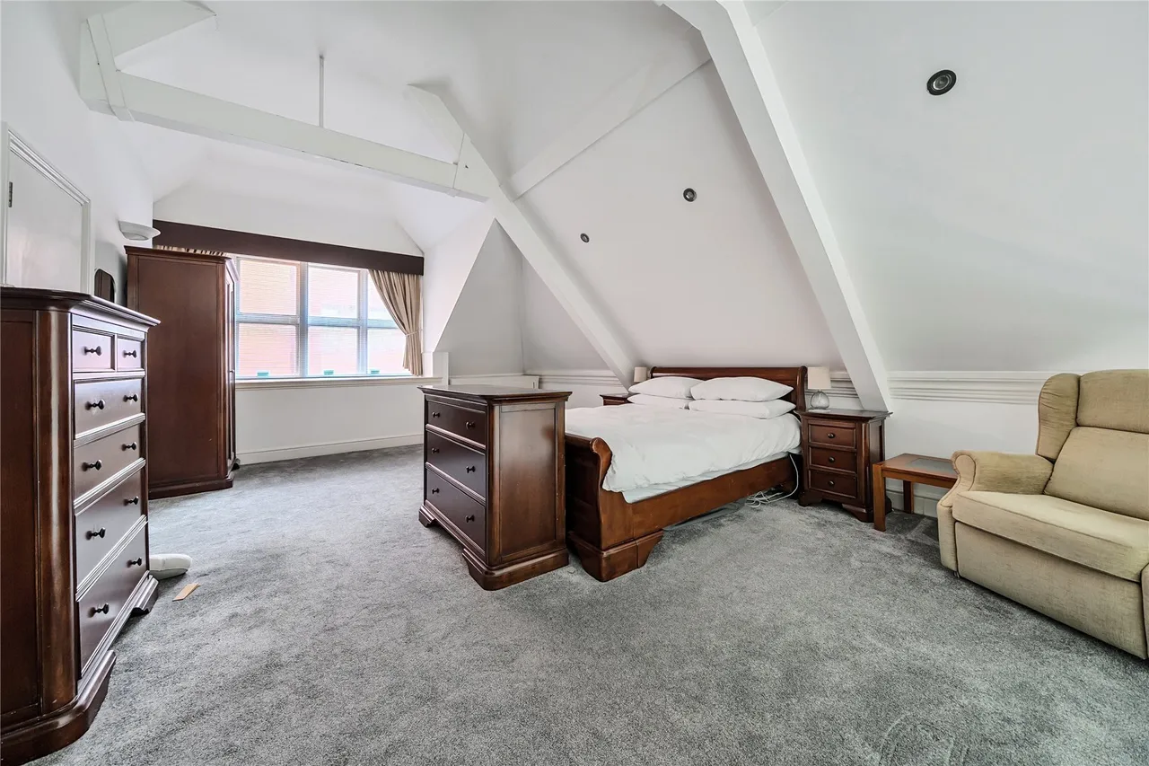 Tweedy Road, Bromley, BR1, photo 4