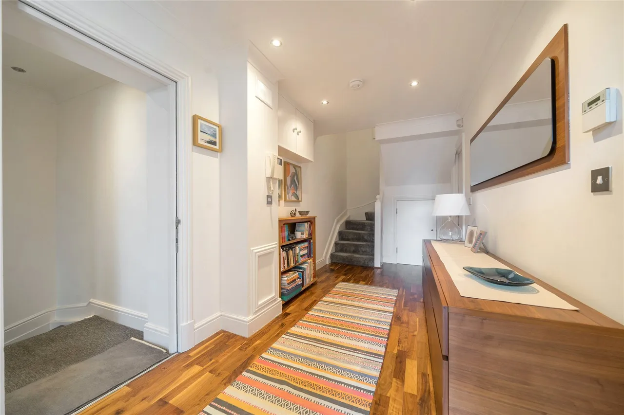 Tweedy Road, Bromley, BR1, photo 14