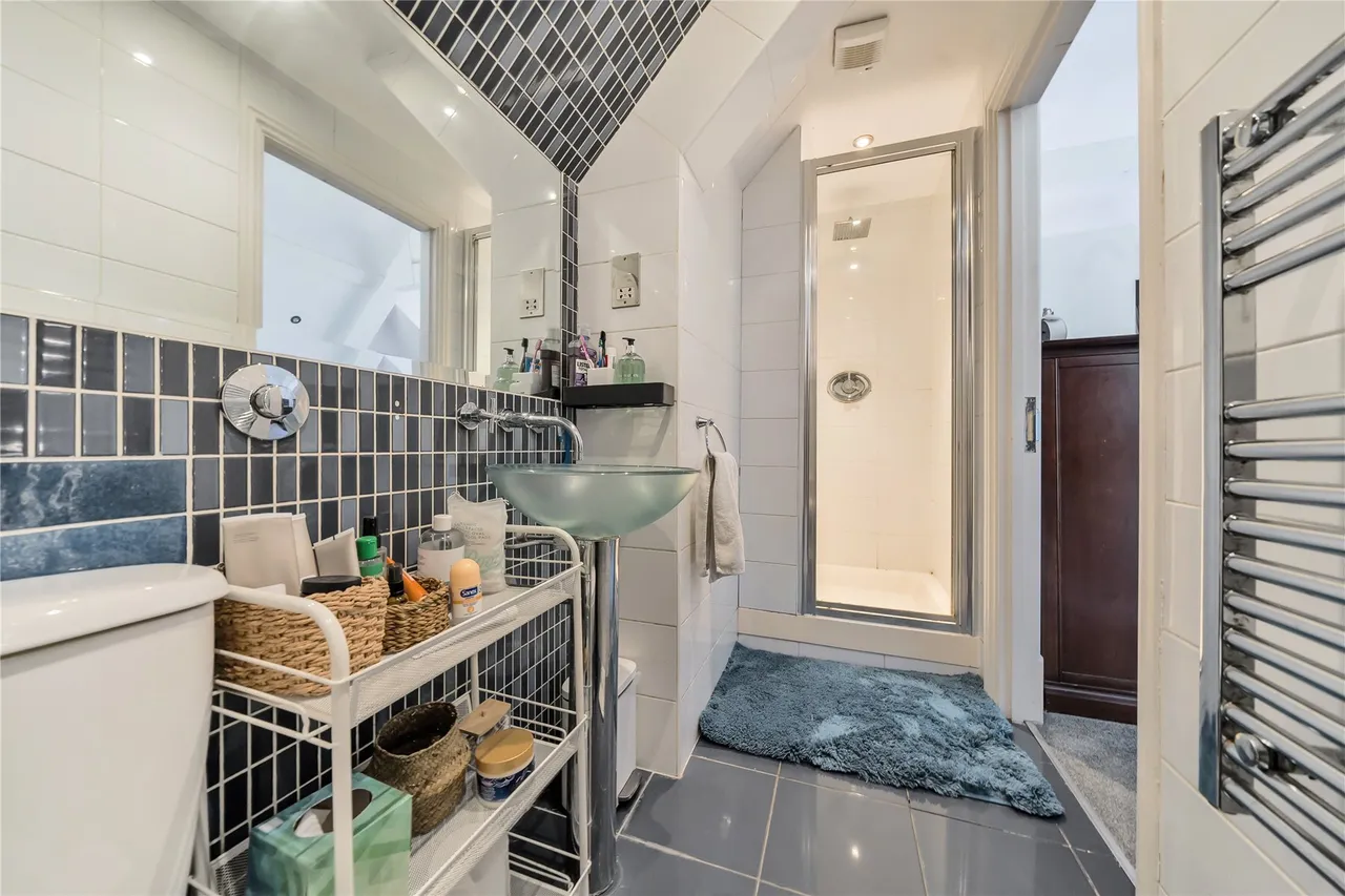 Tweedy Road, Bromley, BR1, photo 10