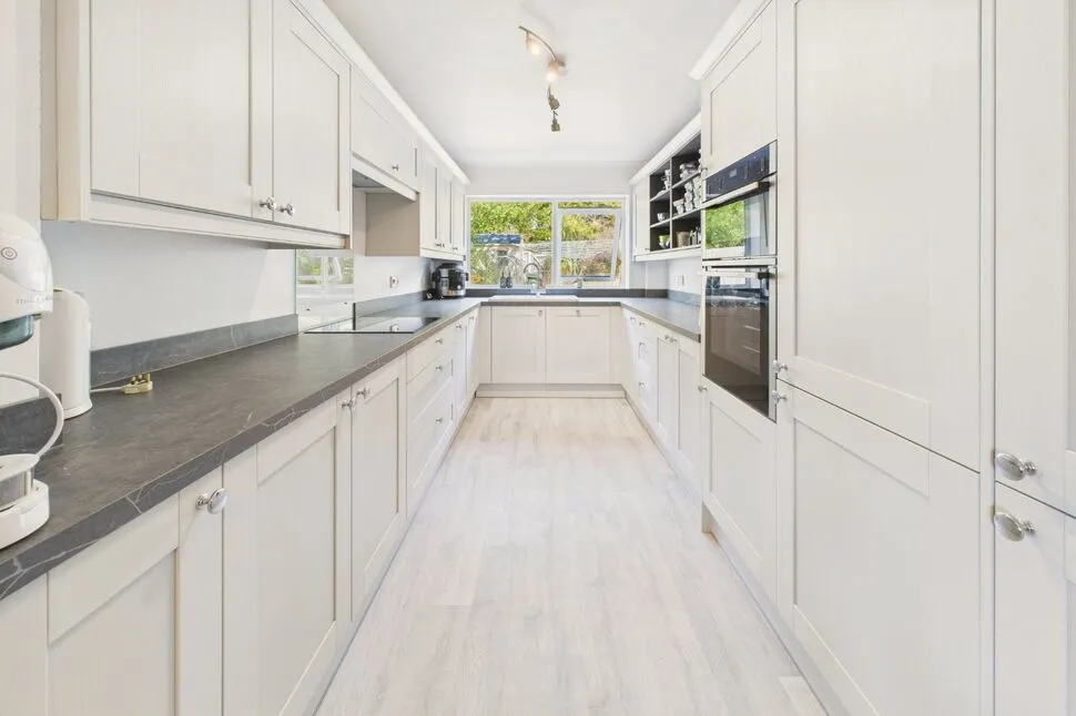 Sumerlin Drive, Clevedon, BS21, photo 3