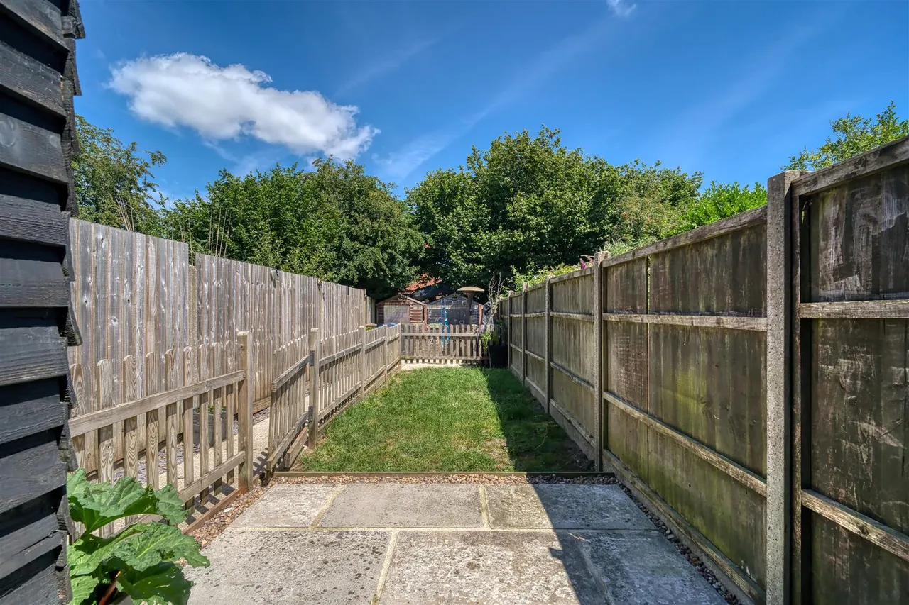Hawthorn Close, Shaftesbury, photo 6