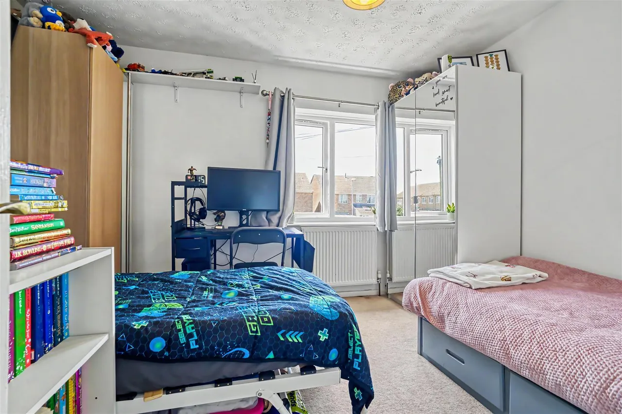 Hawthorn Close, Shaftesbury, photo 8