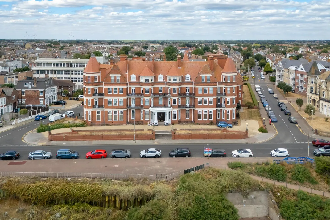 Marine Parade East, Clacton On Sea, CO15, photo 17