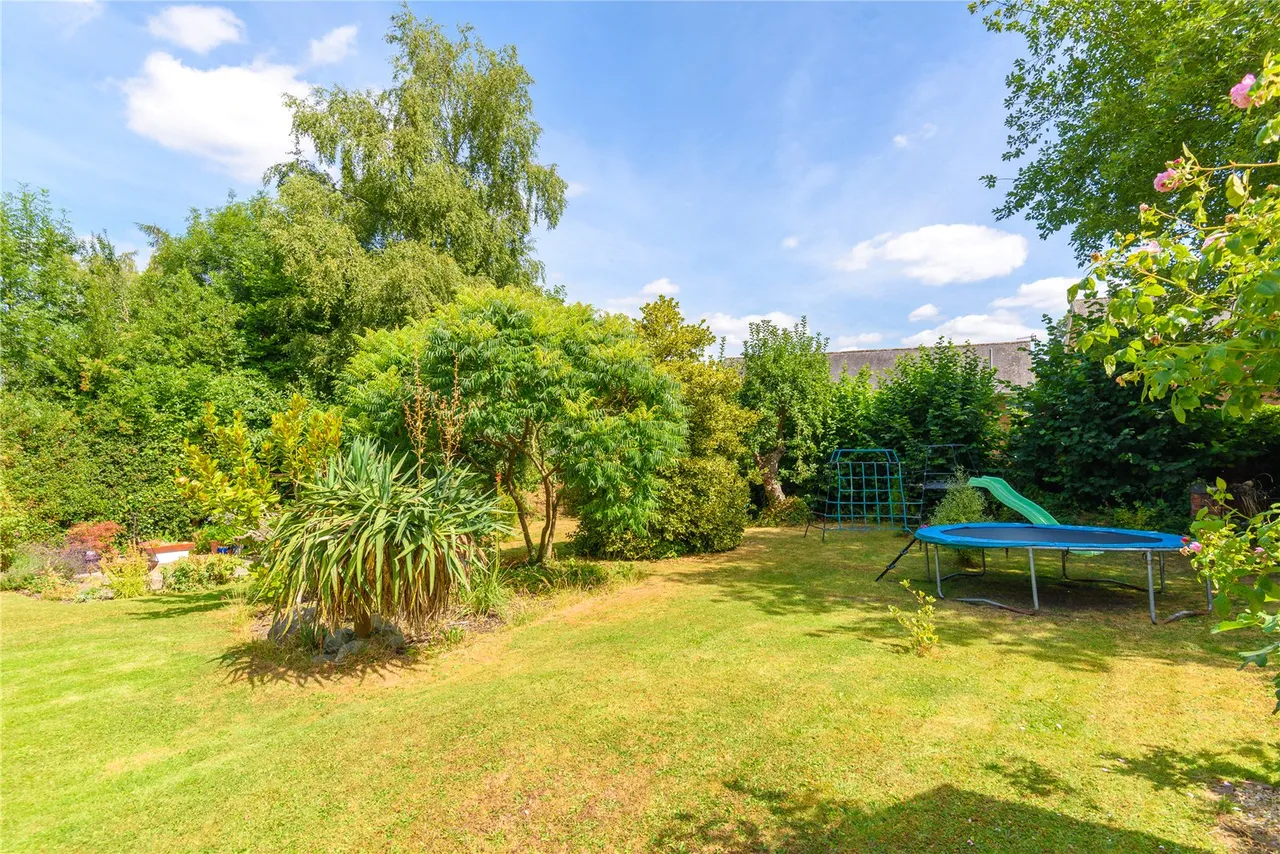 Pool Road, Montgomery, Powys, SY15 6QY, photo 45