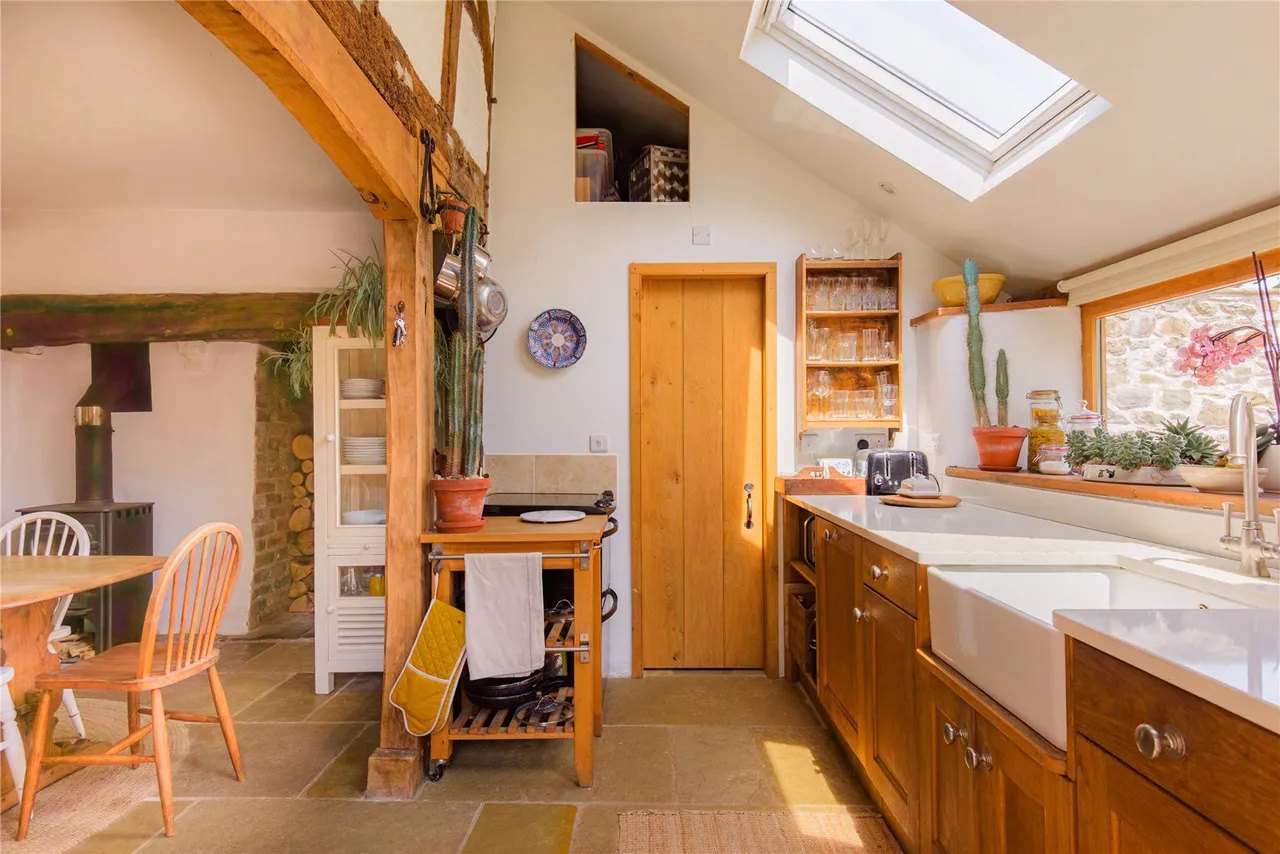 Pool Road, Montgomery, Powys, SY15 6QY, photo 9