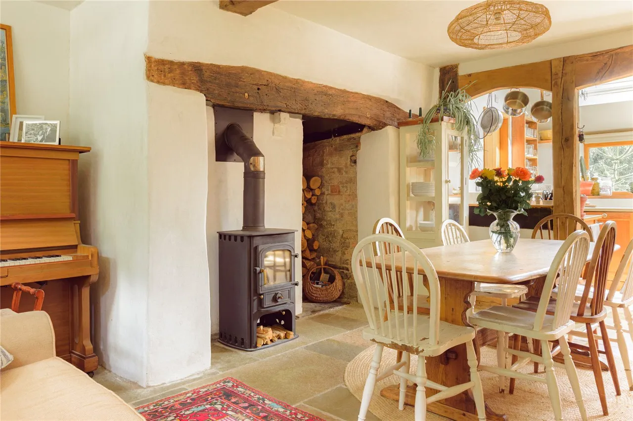 Pool Road, Montgomery, Powys, SY15 6QY, photo 11