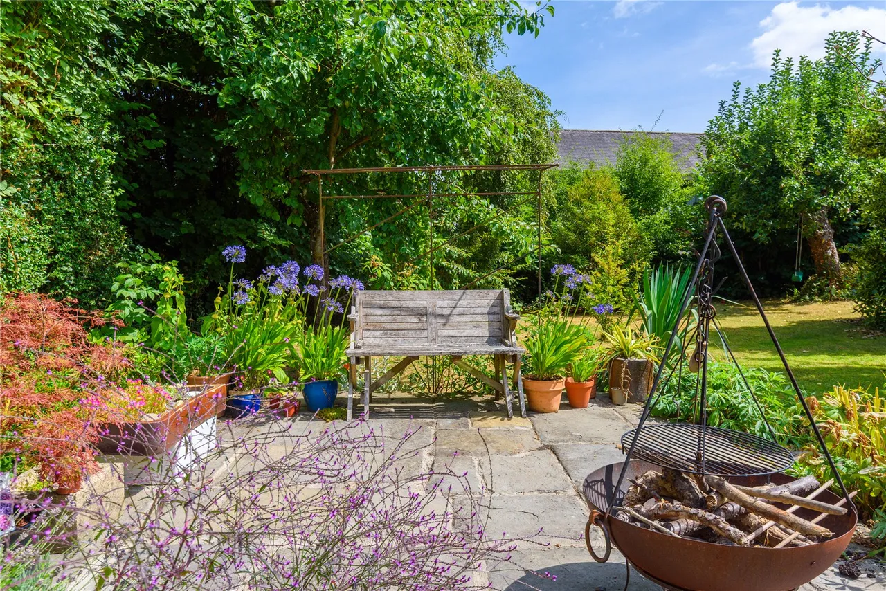 Pool Road, Montgomery, Powys, SY15 6QY, photo 33