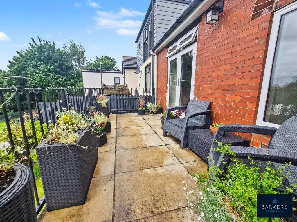 Raikes Lane Birstall, Batley WF17 9QF, photo 17