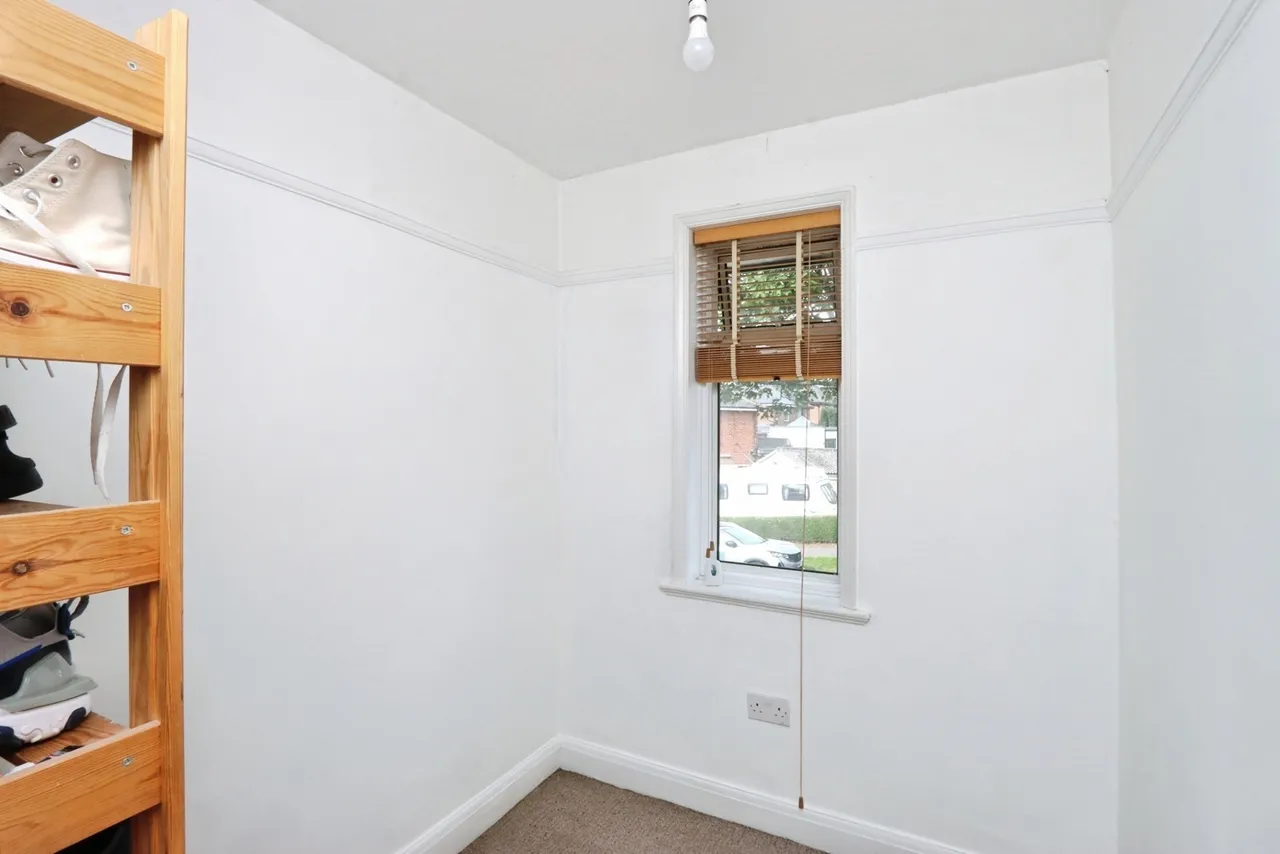 Lees Hall Road, Sheffield, S8, photo 10