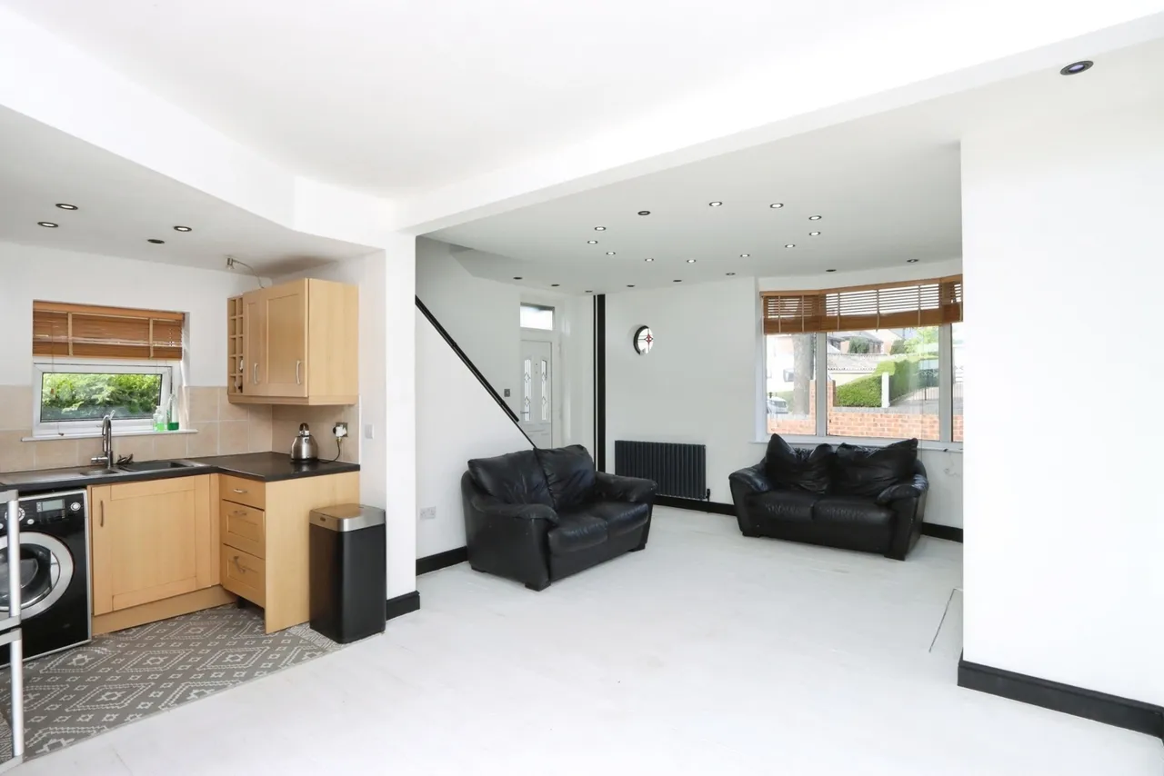 Lees Hall Road, Sheffield, S8, photo 6