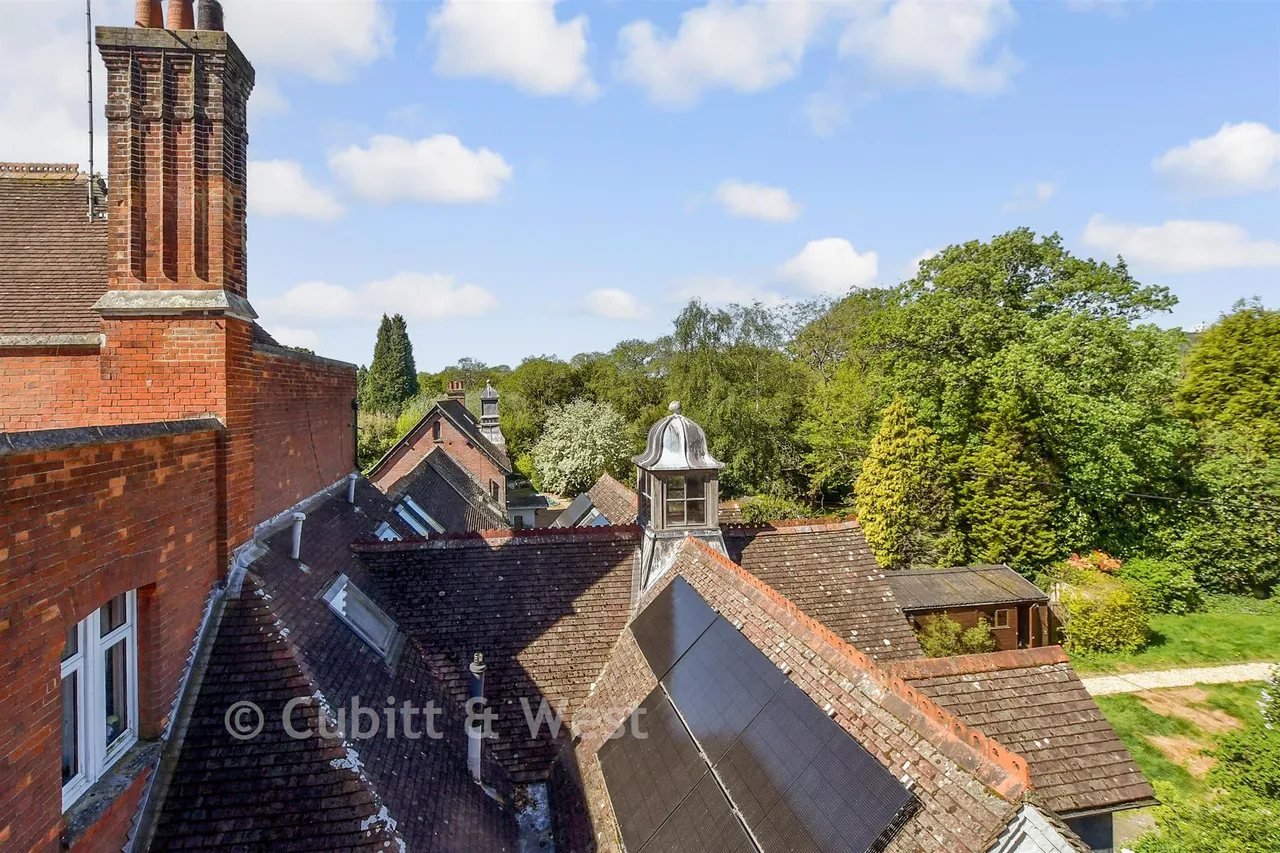 Ockley Road, Dorking, RH5, photo 13