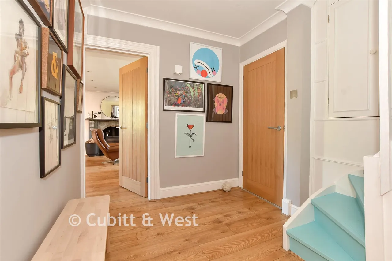 Ockley Road, Dorking, RH5, photo 9