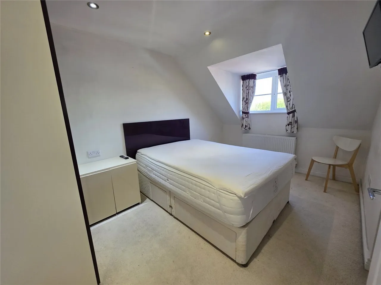 Spindle Close, Dewsbury, WF12, photo 9