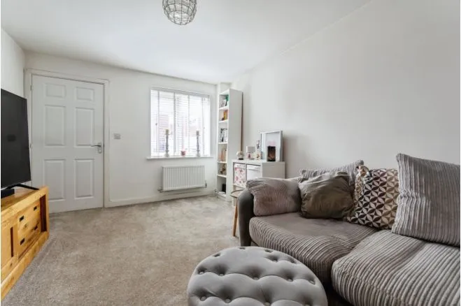 Dove Close, Loughborough, photo 6