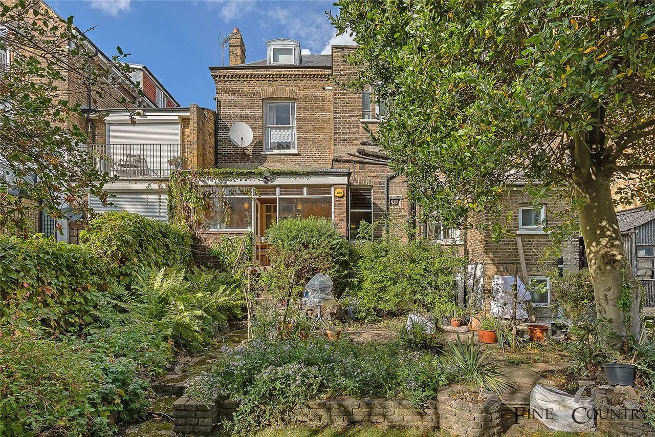 Woodchurch Road, London, photo 25