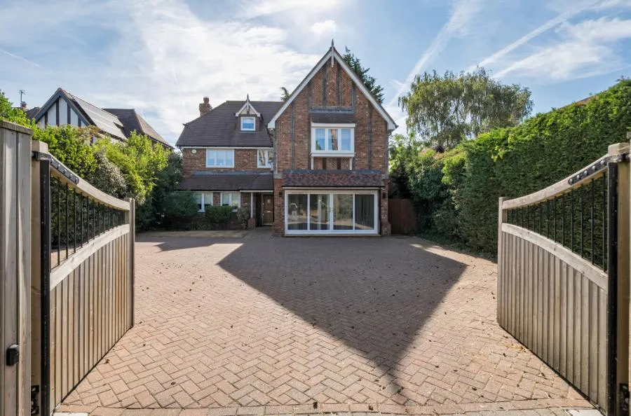 Waltham Road, White Waltham, SL6, photo 39