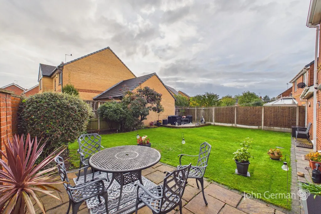 Lancaster Drive, Hilton, photo 25