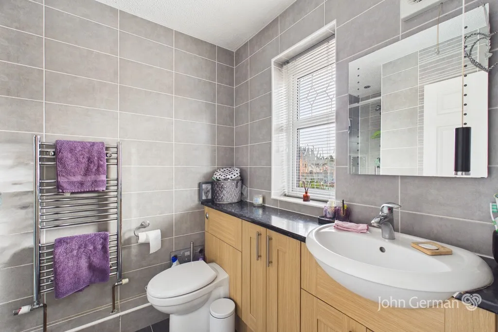 Lancaster Drive, Hilton, photo 16