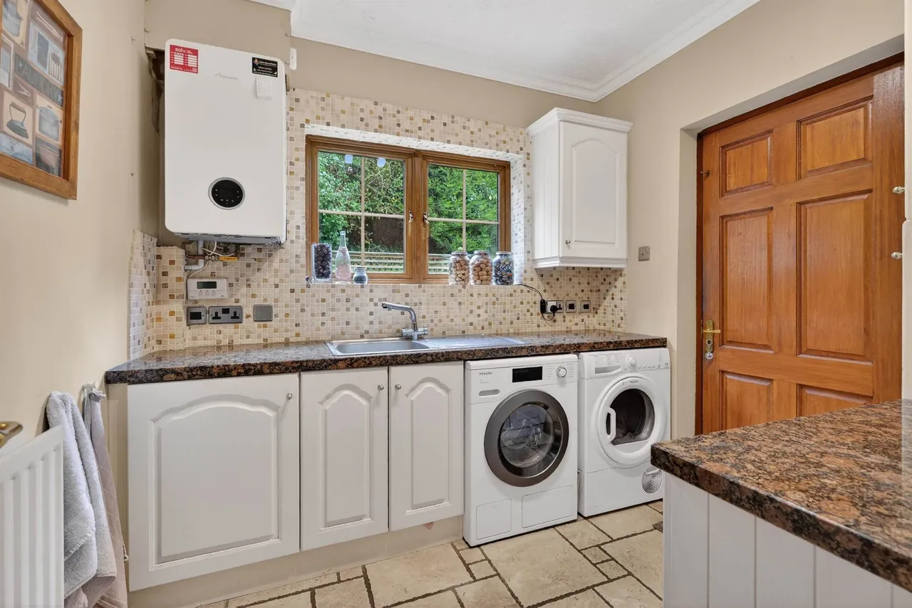 Bangor Road, Craigavad, BT18, photo 13