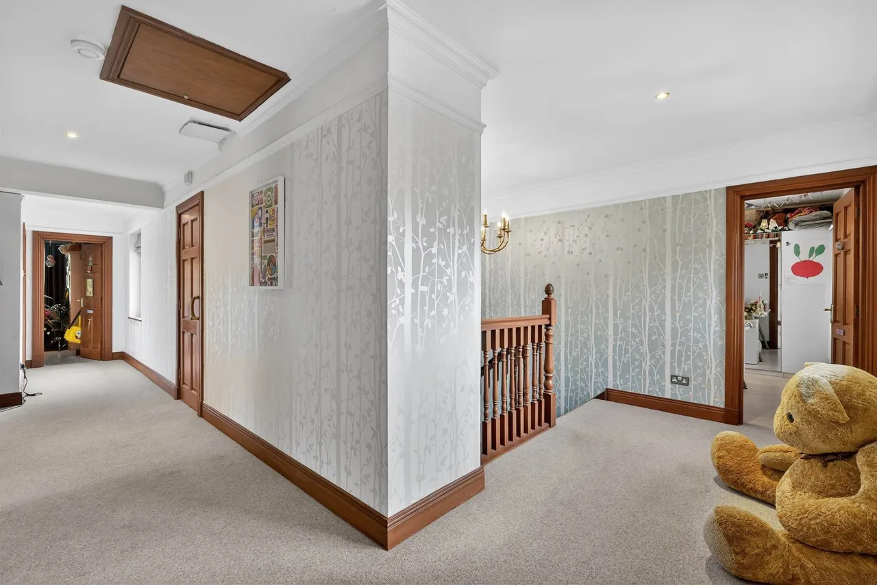 Bangor Road, Craigavad, BT18, photo 31