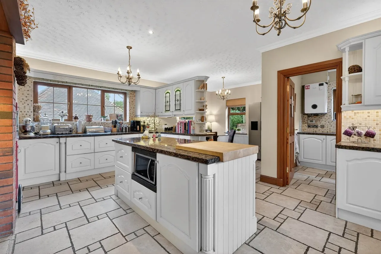 Bangor Road, Craigavad, BT18, photo 15
