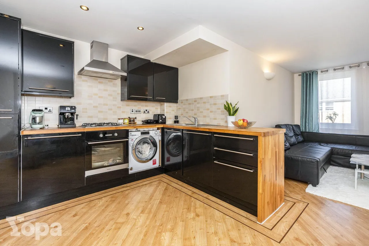 Wrotham Road, Gravesend, DA11, photo 10