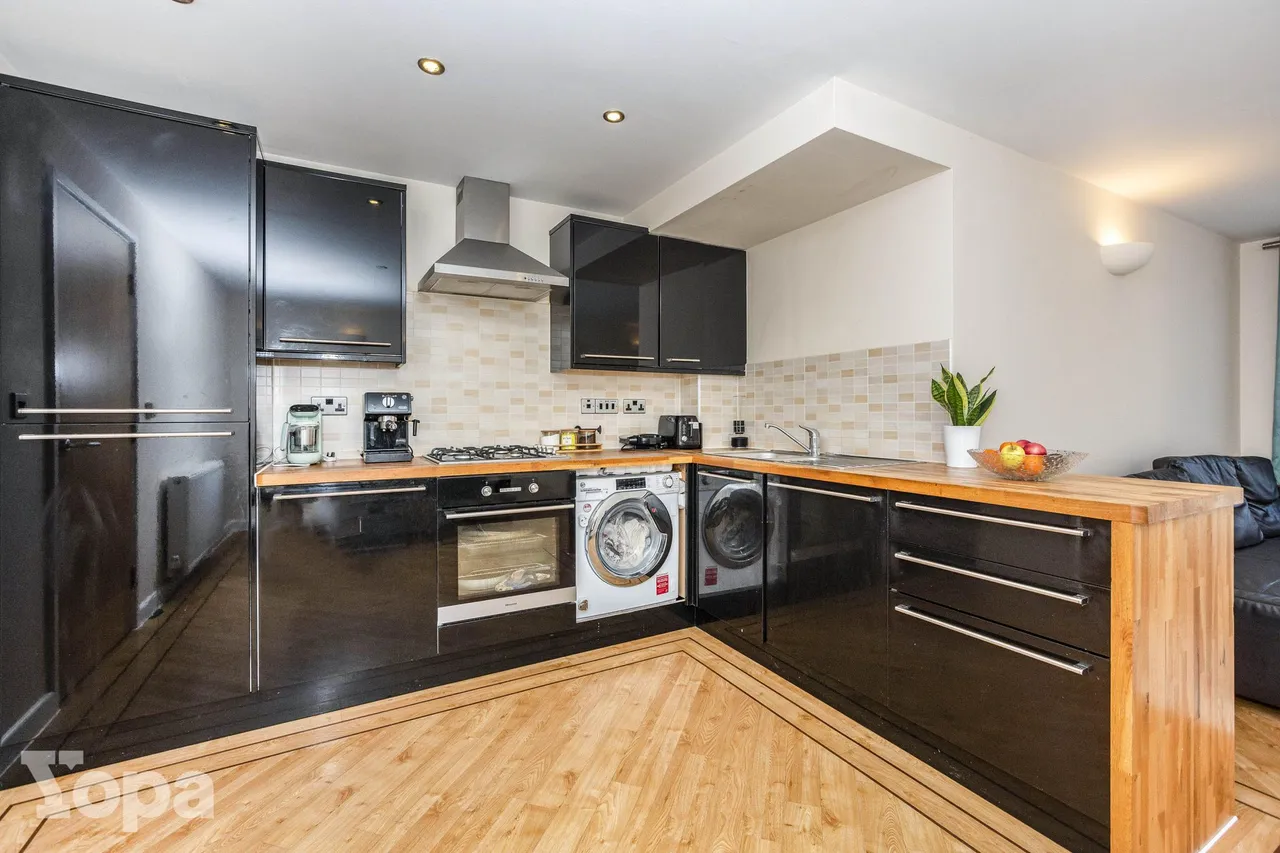 Wrotham Road, Gravesend, DA11, photo 11