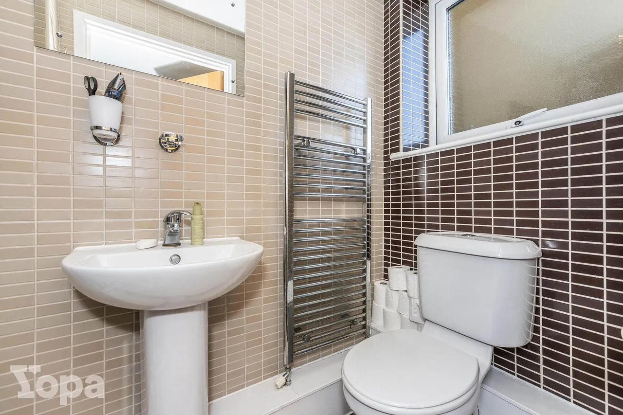 Wrotham Road, Gravesend, DA11, photo 15