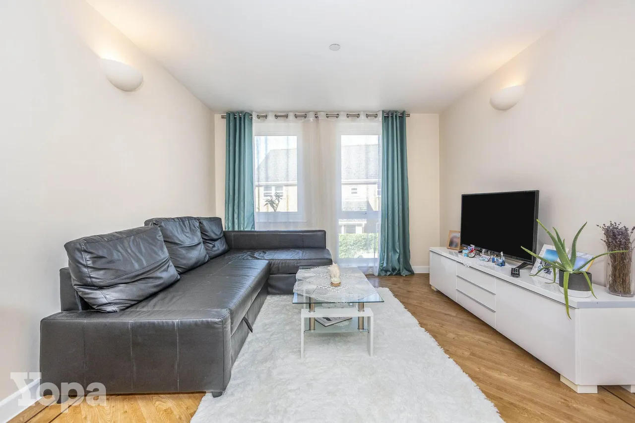 Wrotham Road, Gravesend, DA11, photo 3