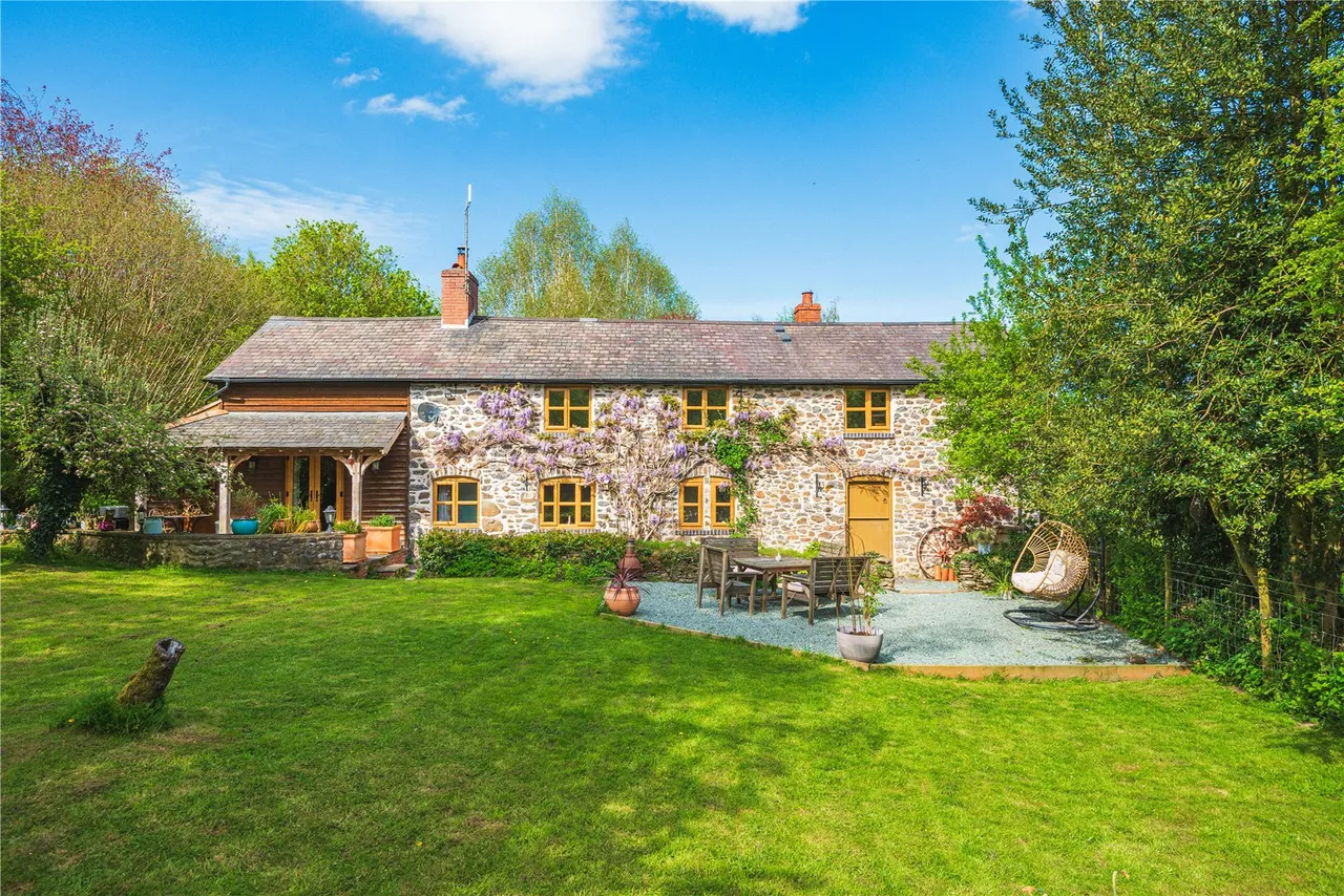 Dolanog, Welshpool, photo 59