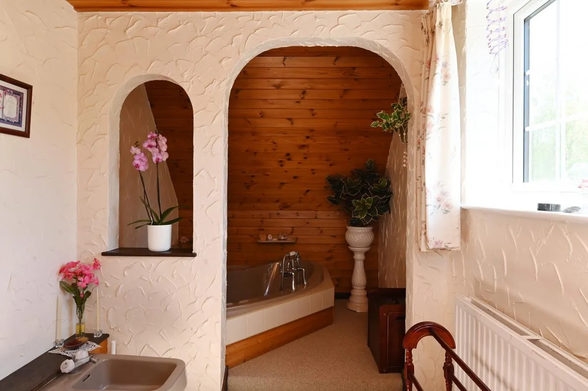 Little Blakenham, Ipswich, IP8, photo 11