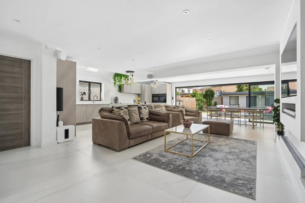 3 bed cedars close, chalfont st. peter, gerrards cross,sl9 for sale, Cedars Close, Chalfont St. Peter, SL9