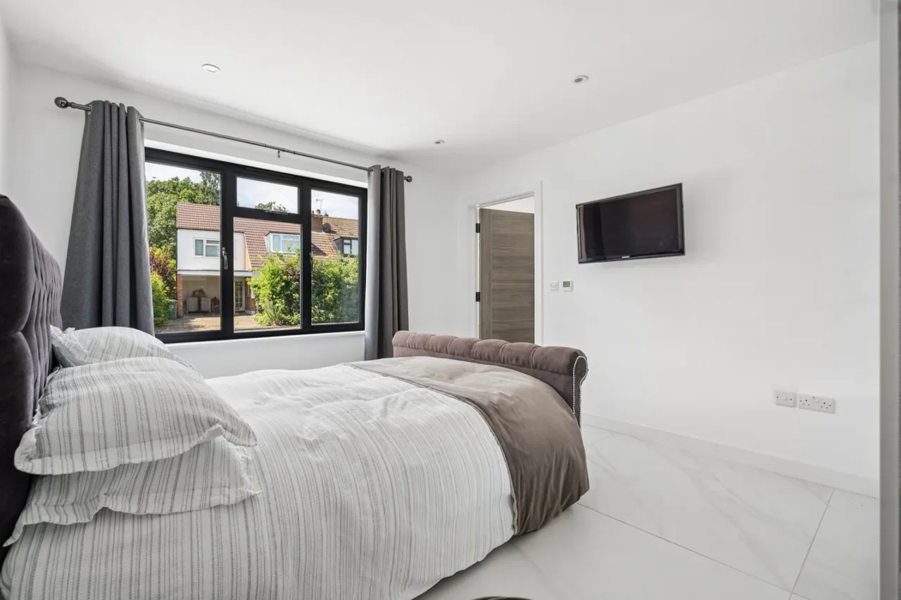 Cedars Close, Chalfont St. Peter, SL9, photo 6
