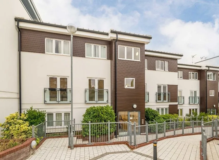1 bed flat for sale — Stane Grove, Stockwell, SW9