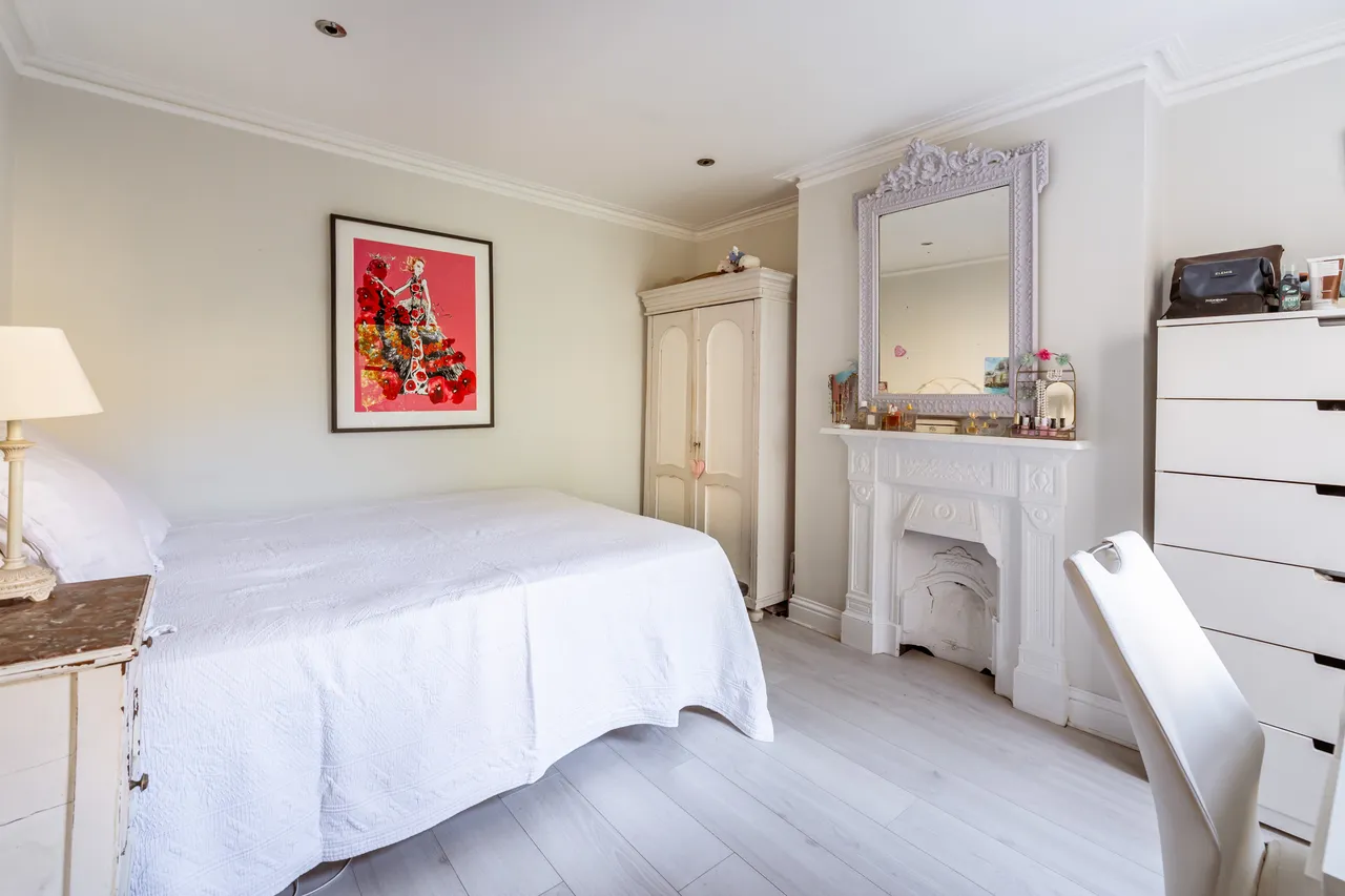 Narbonne Avenue, London, SW4, photo 9