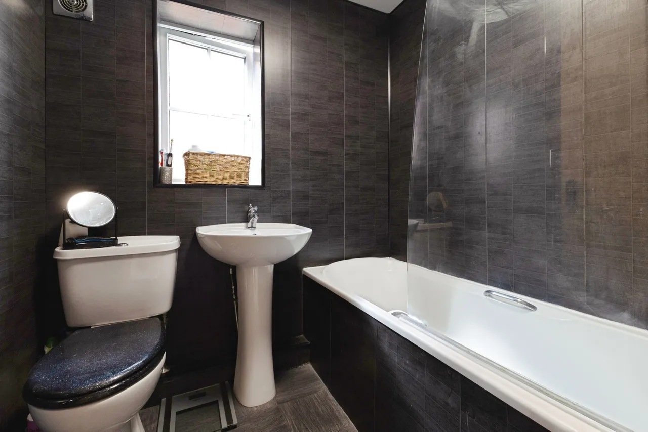 Kirkwood Drive, Redcar, TS10, photo 15