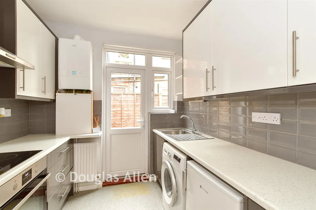 Hitcham Road, Walthamstow, E17, photo 3