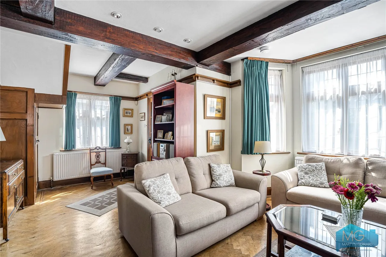 The Ridgeway, London, NW7, photo 19