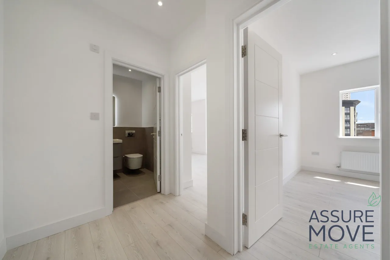 Flat 42 Crosskeys Close, London, N9 7AD, photo 6